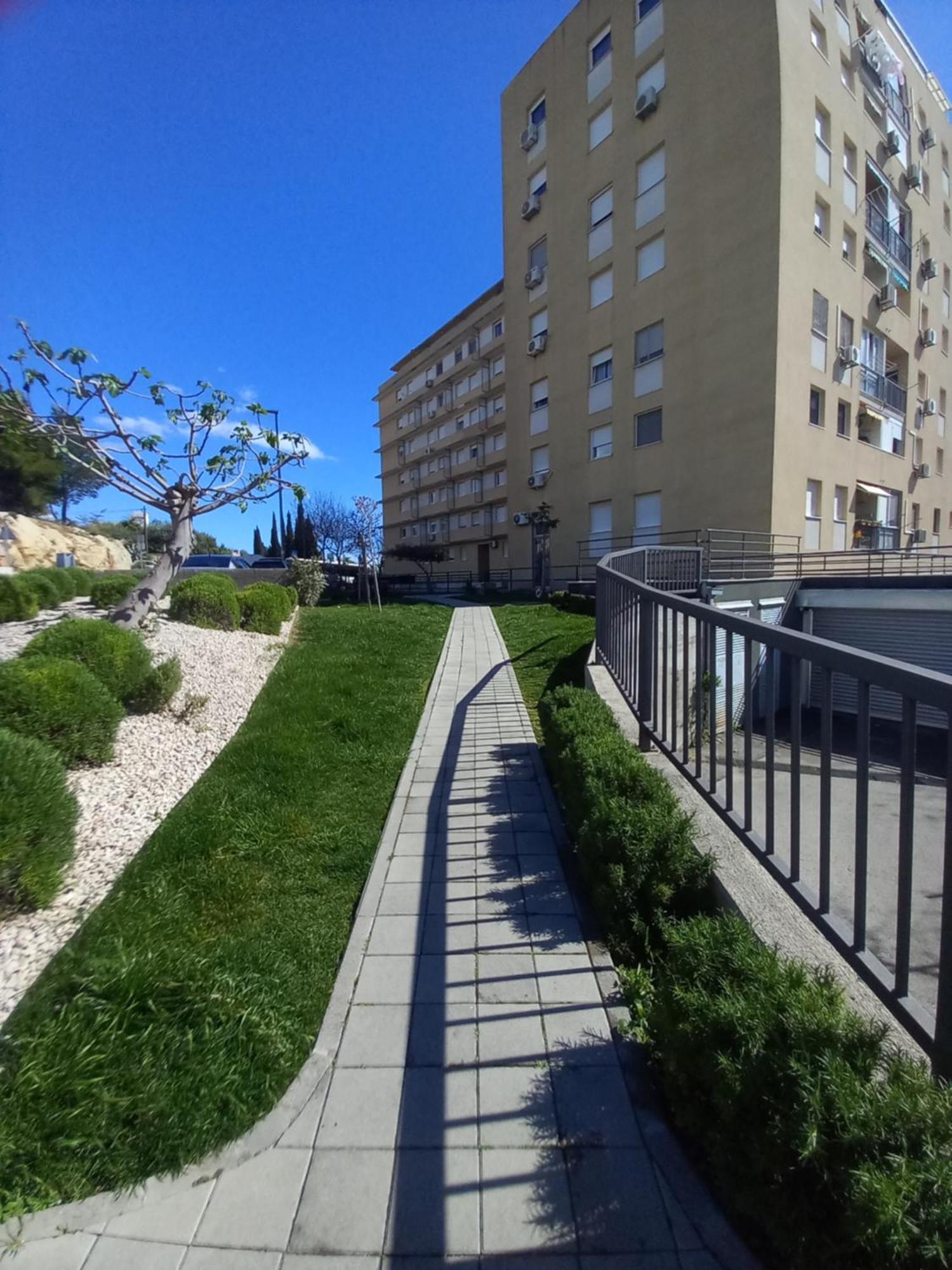 Apartment Harmony - Pleasant And Comfortable Place With A Balcony And A Secured Garage Split Exterior photo